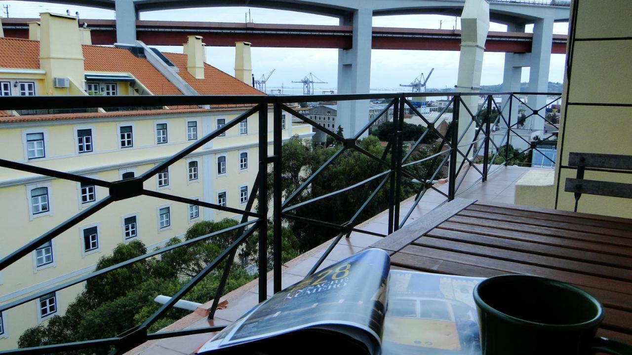 Riverfront Studio Lisbon Exterior photo